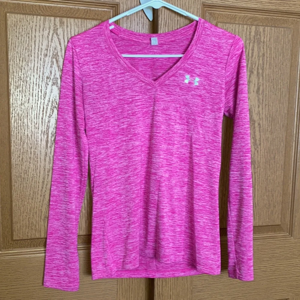 Under Armour Top - Picture 1 of 4